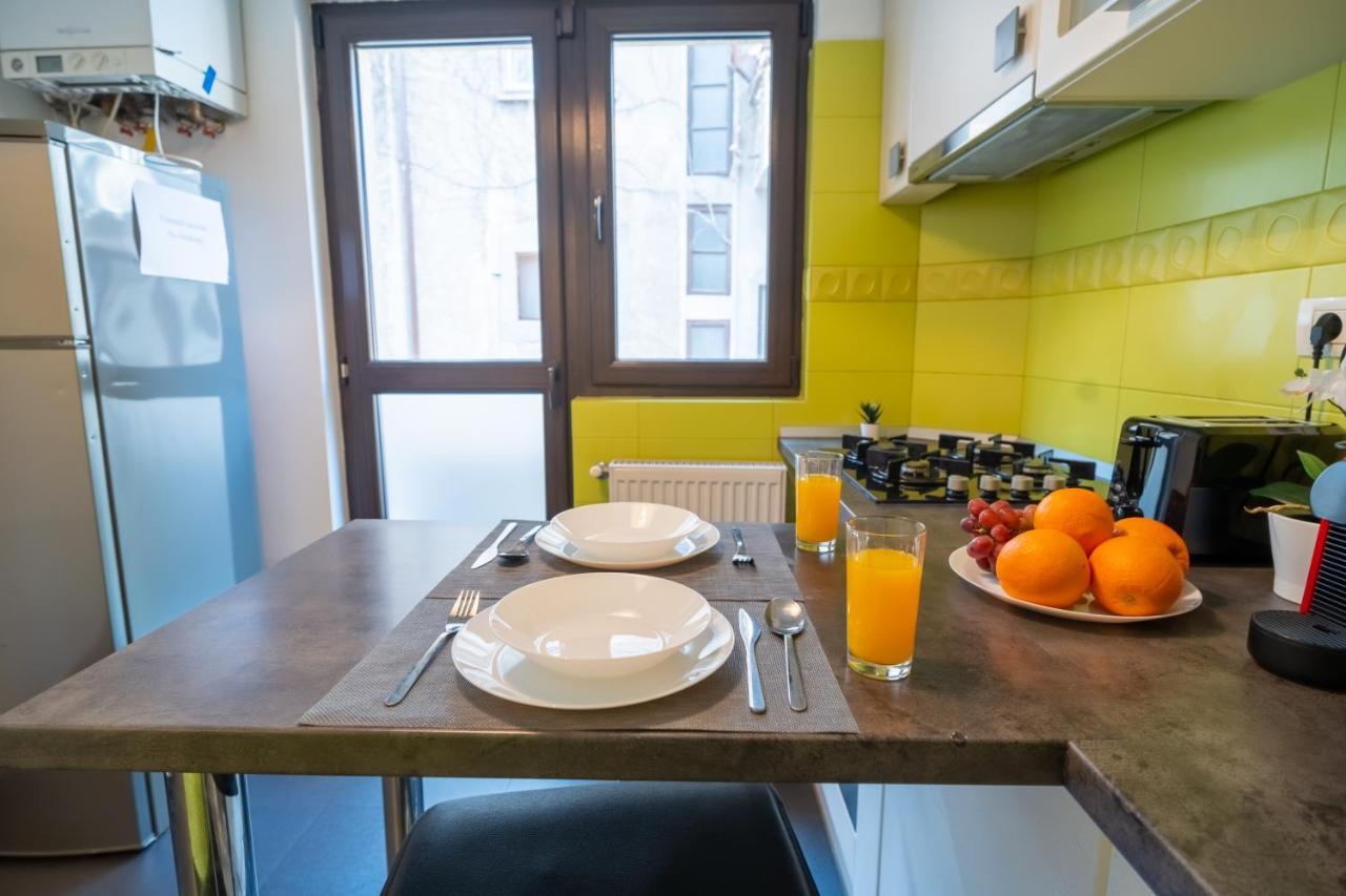 Cozy & Spacious Flat Near Victoriei Square Apartament Bucureşti